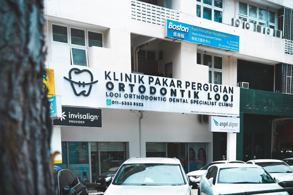 Looi Orthodontic