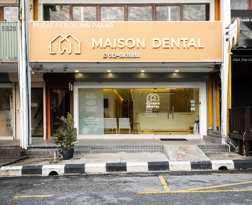 Maison Dental Periodontics and Orthodontics Specialists at TTDI, Kuala Lumpur (Gums, Implants, Braces & Invisalign)